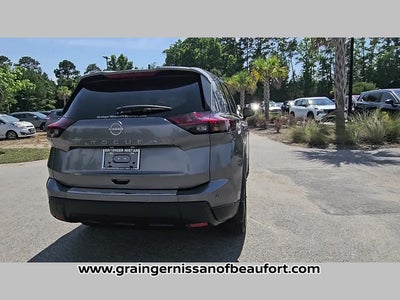 2025 Nissan Rogue SV