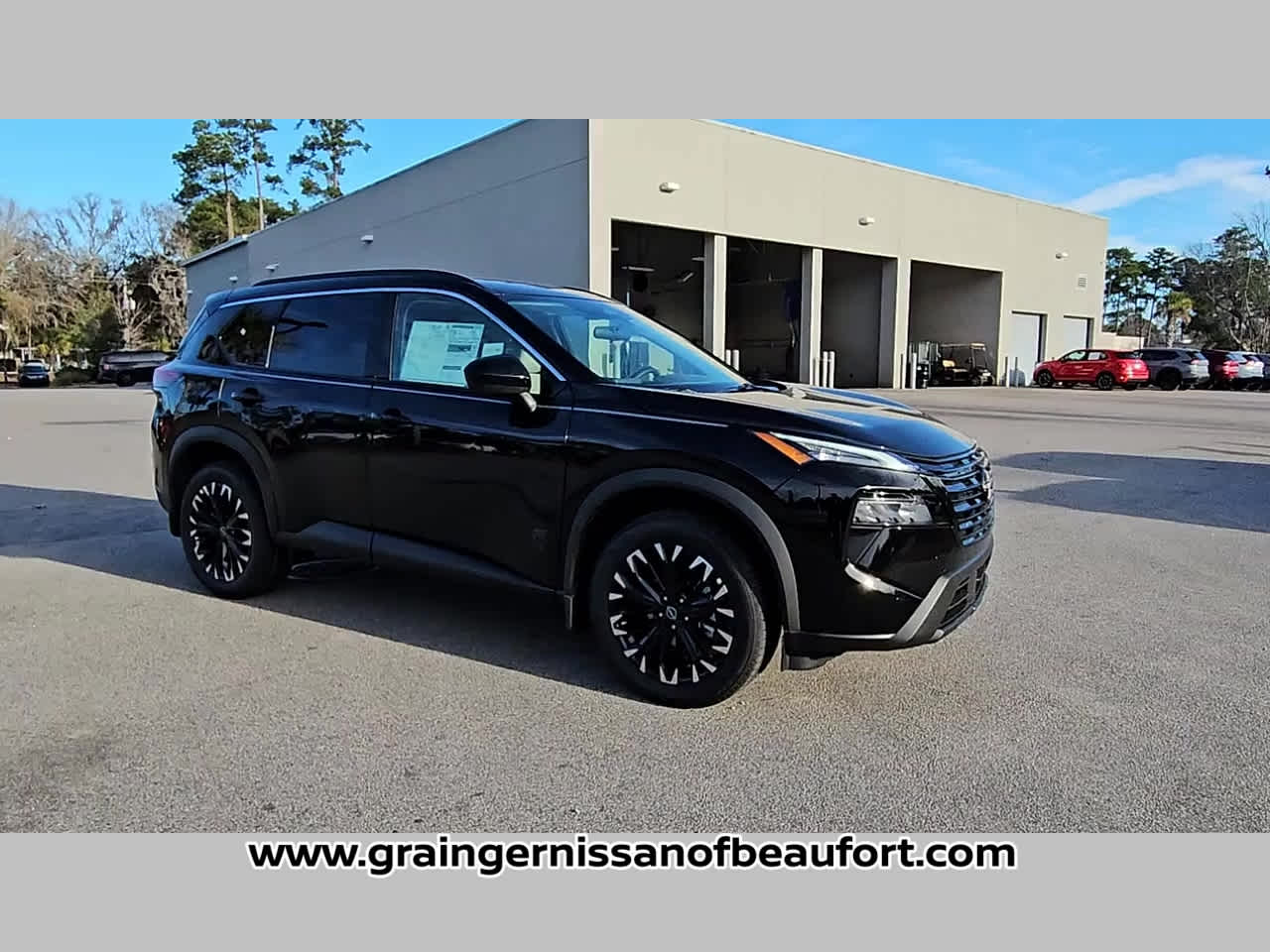 2026 Nissan Rogue Dark Armor