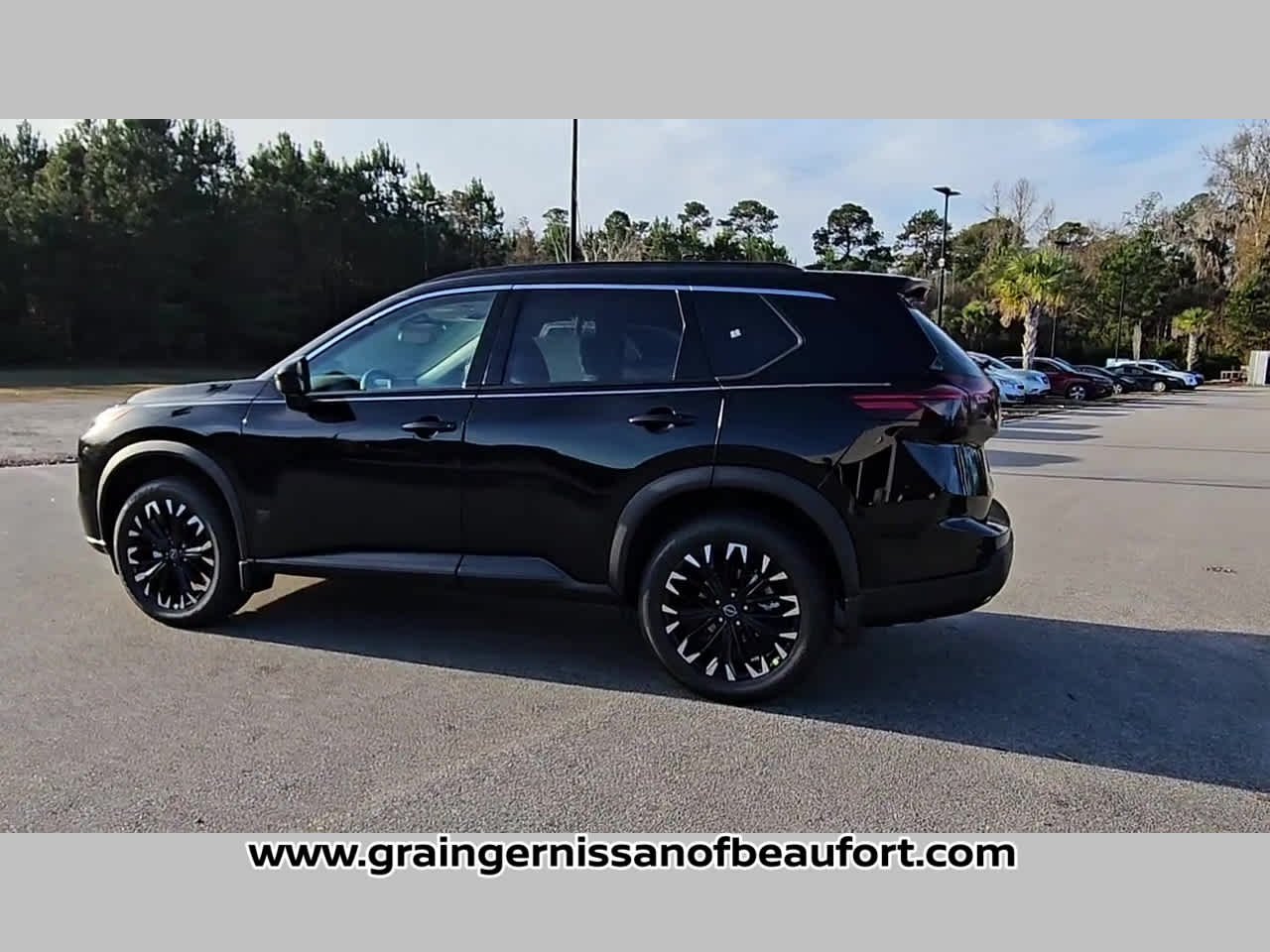 2026 Nissan Rogue Dark Armor