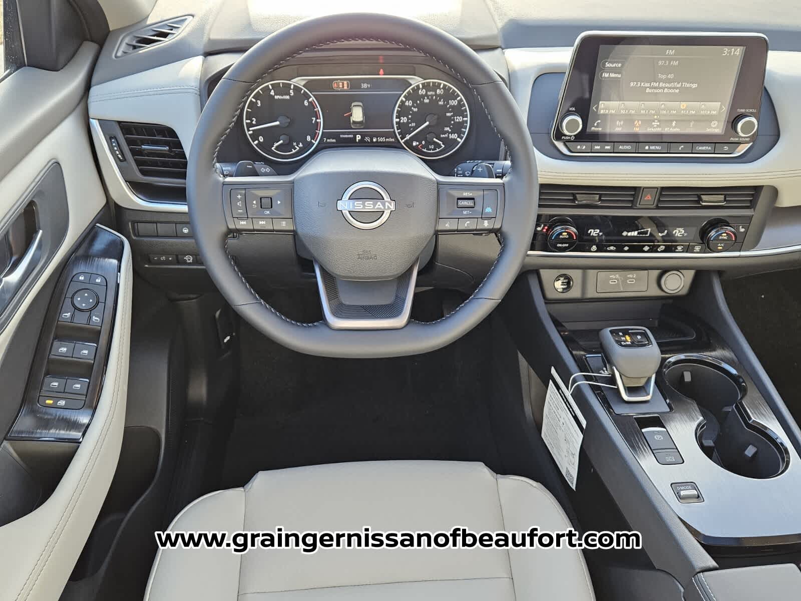 2026 Nissan Rogue Dark Armor