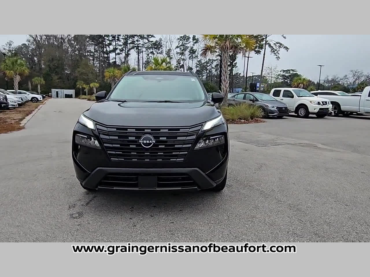 2026 Nissan Rogue Dark Armor