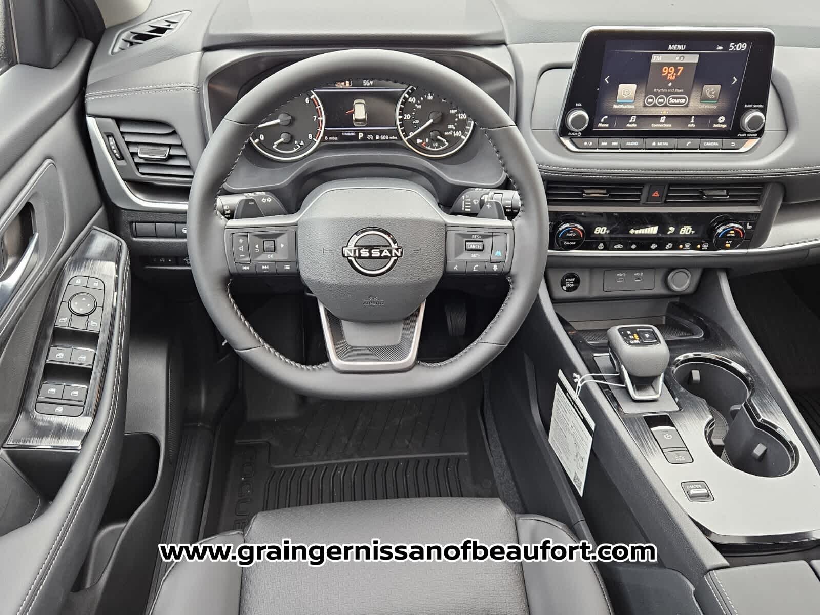 2026 Nissan Rogue Dark Armor