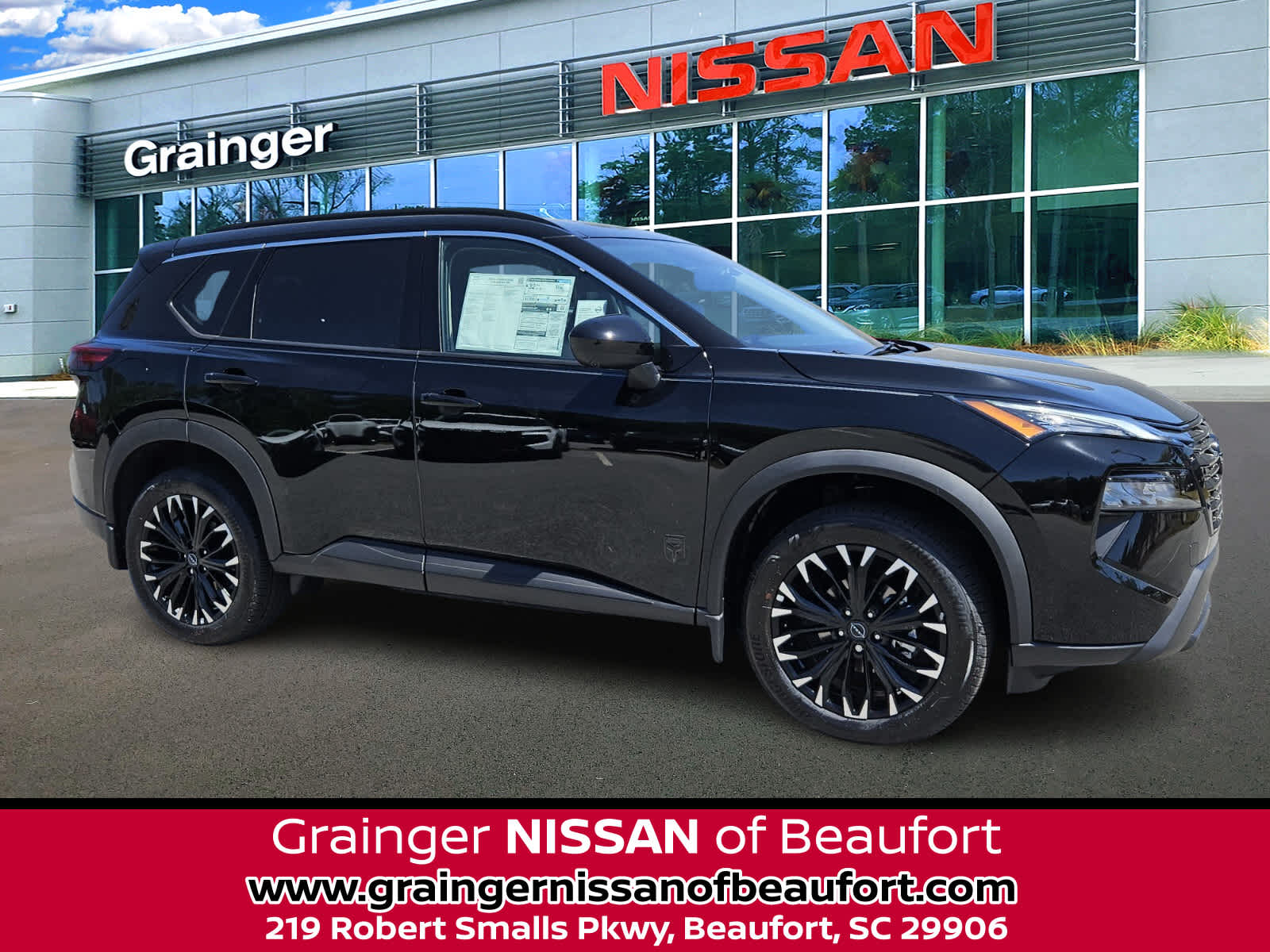 2026 Nissan Rogue Dark Armor