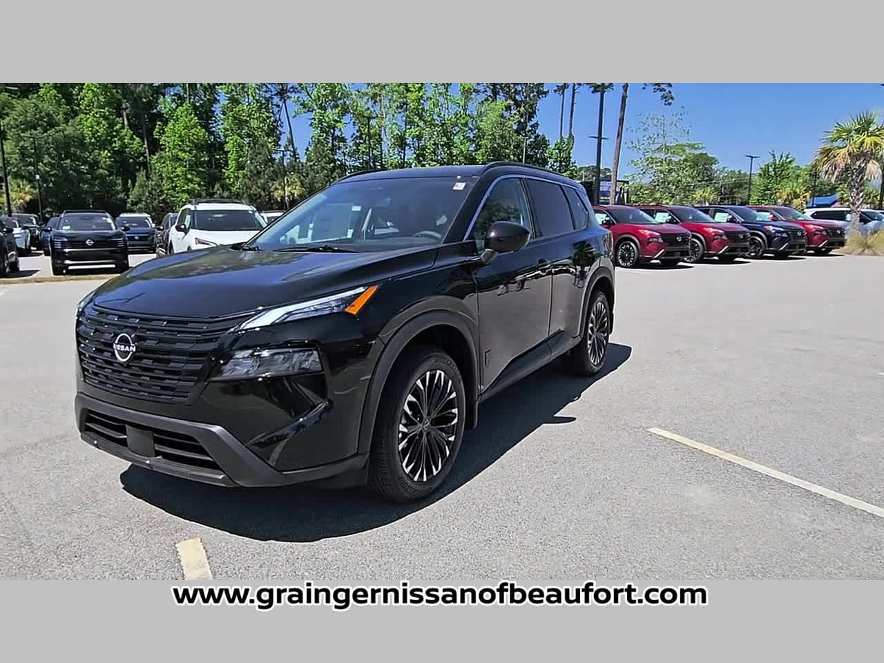 2026 Nissan Rogue Dark Armor