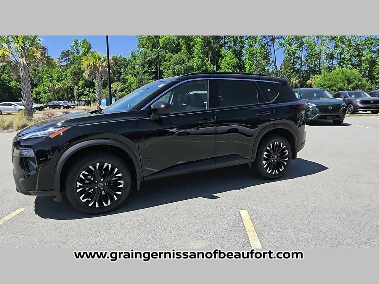 2026 Nissan Rogue Dark Armor