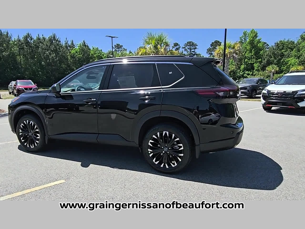 2026 Nissan Rogue Dark Armor