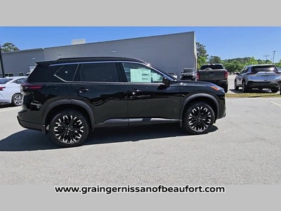 2026 Nissan Rogue Dark Armor