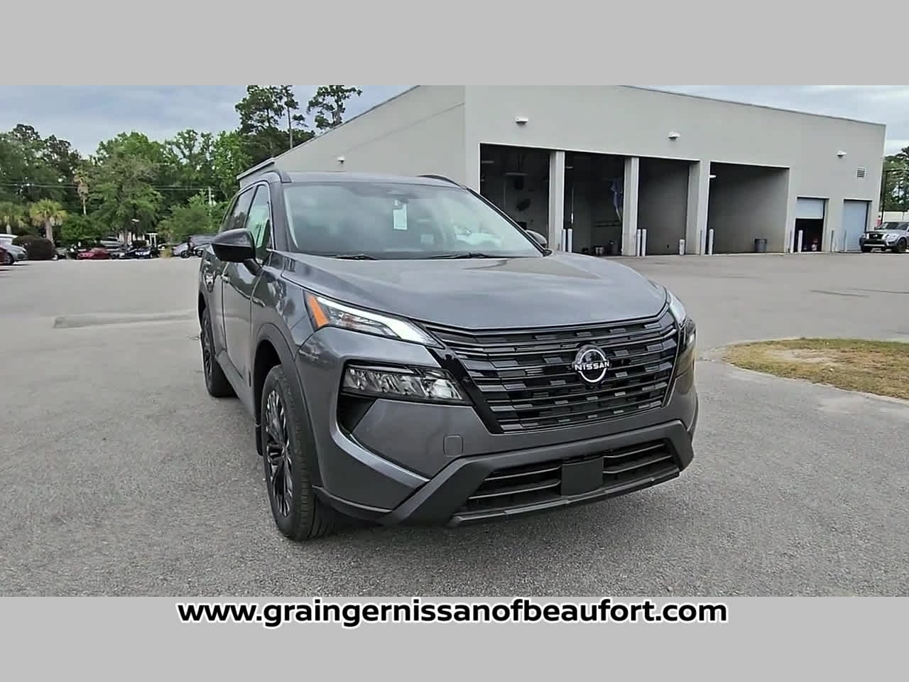 2026 Nissan Rogue Dark Armor