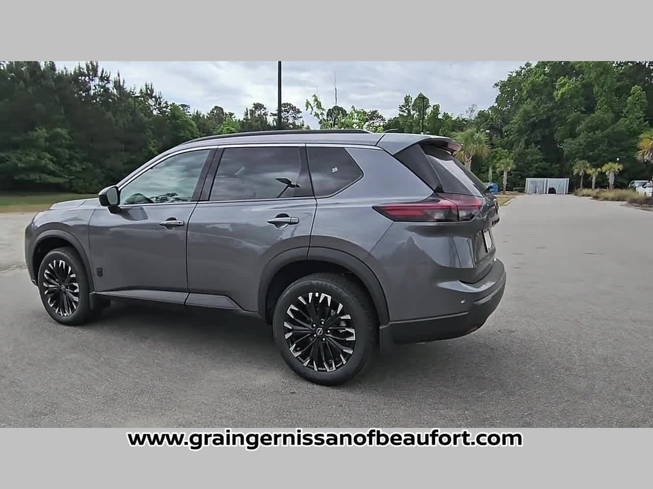 2026 Nissan Rogue Dark Armor