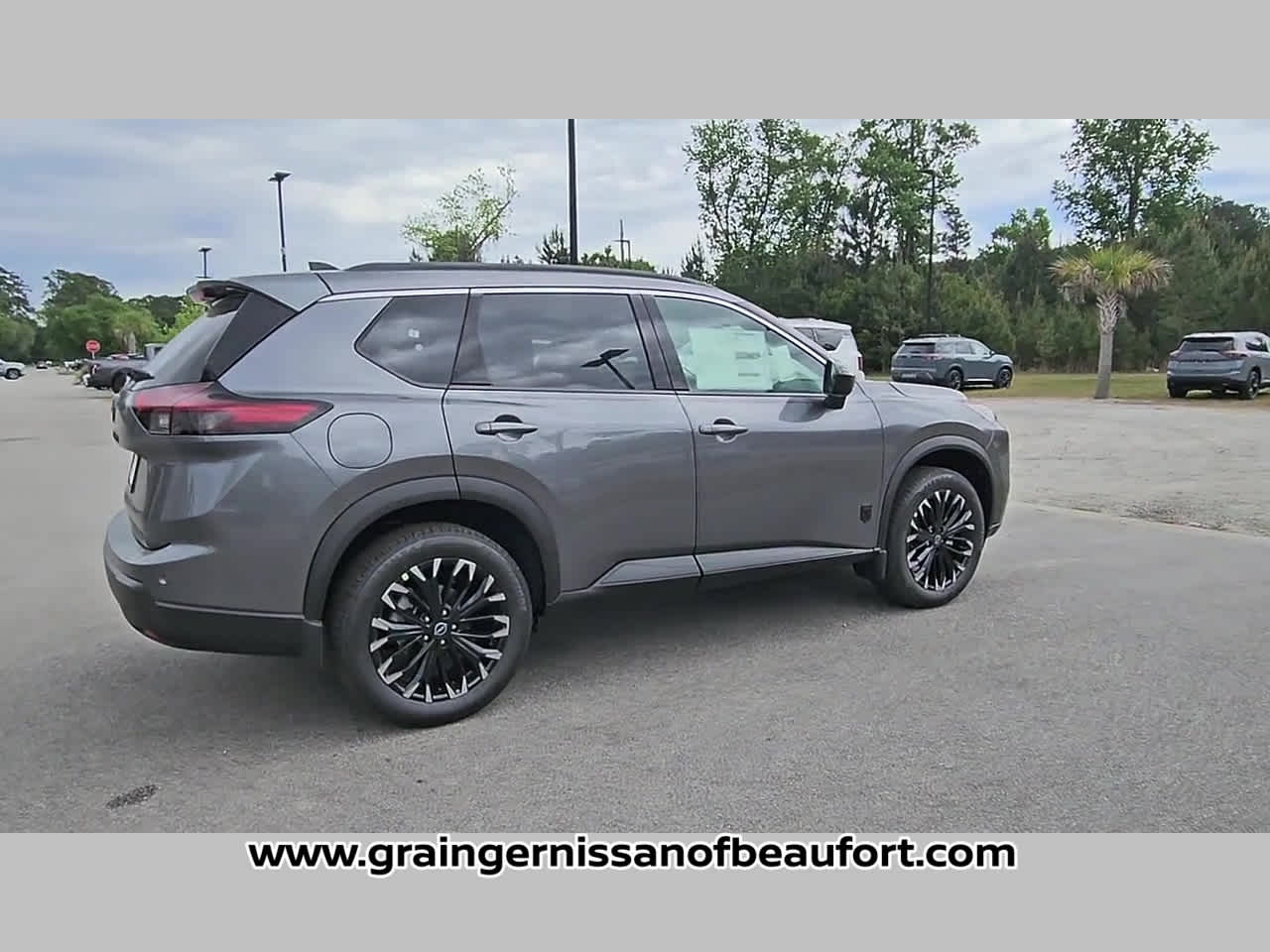 2026 Nissan Rogue Dark Armor