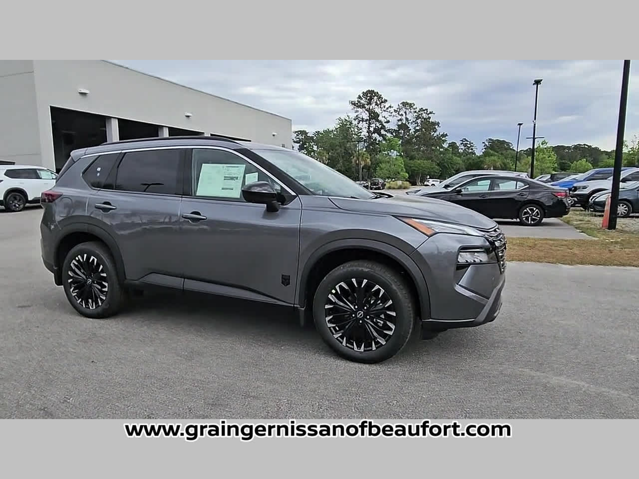 2026 Nissan Rogue Dark Armor