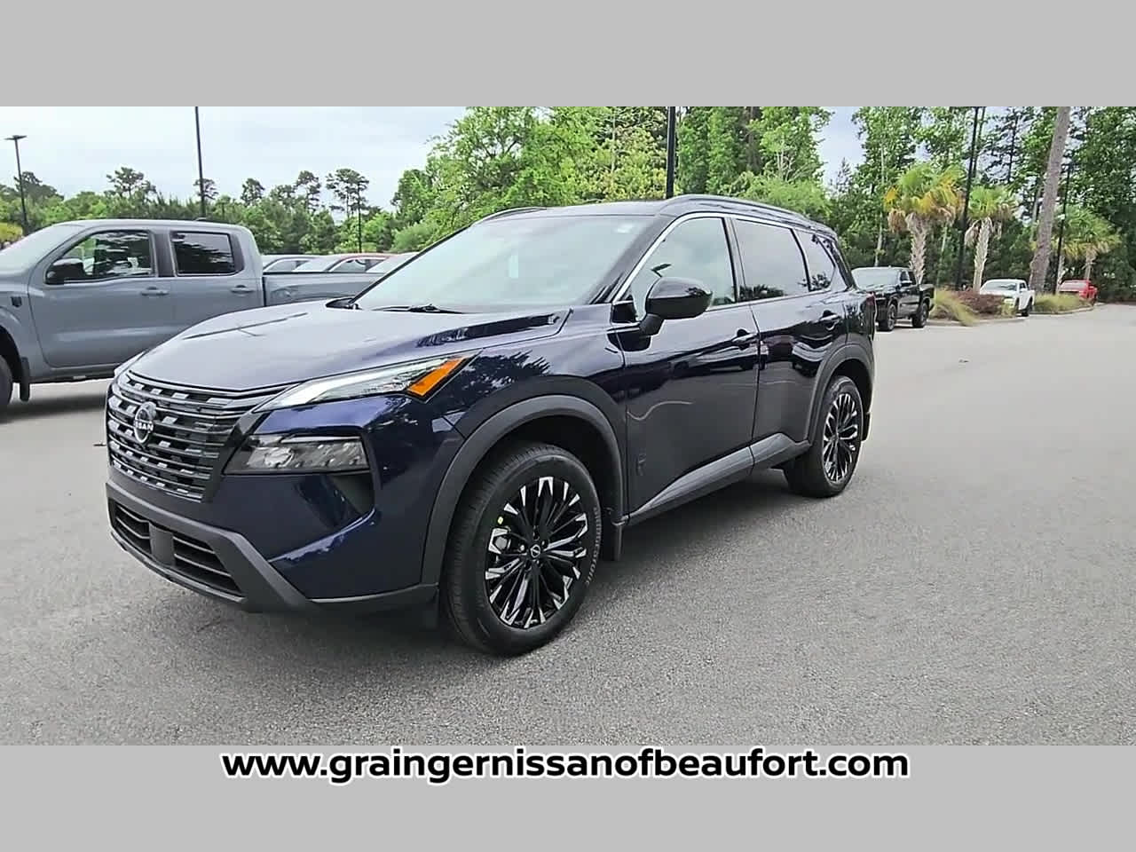 2026 Nissan Rogue Dark Armor