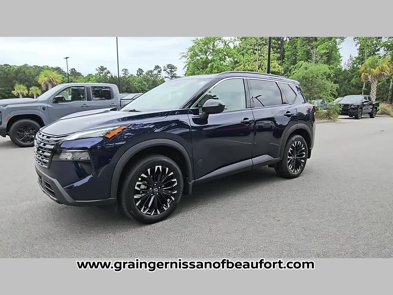 2026 Nissan Rogue Dark Armor