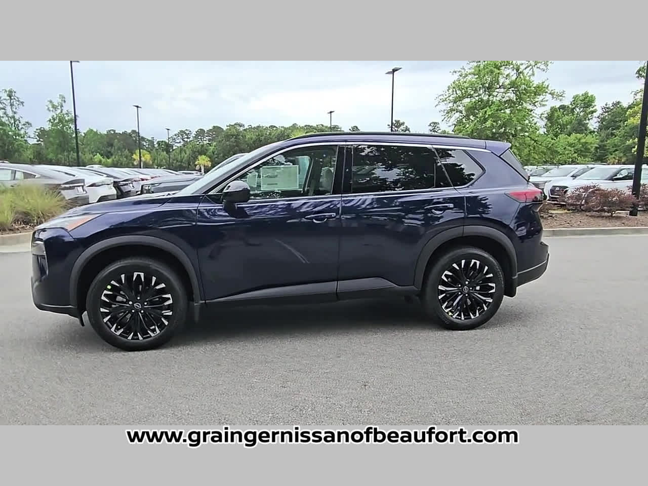 2026 Nissan Rogue Dark Armor