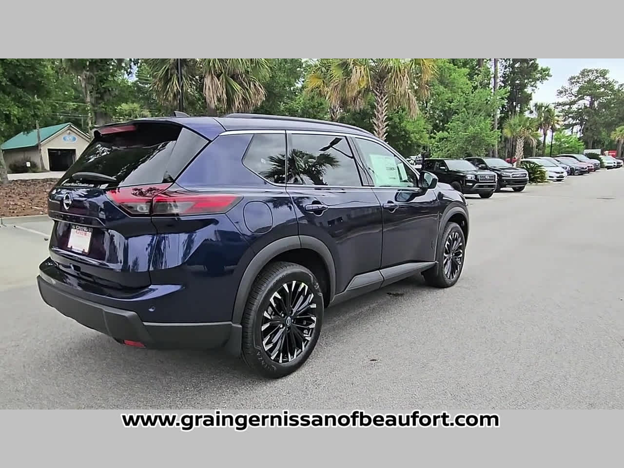 2026 Nissan Rogue Dark Armor