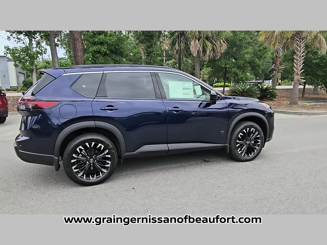 2026 Nissan Rogue Dark Armor