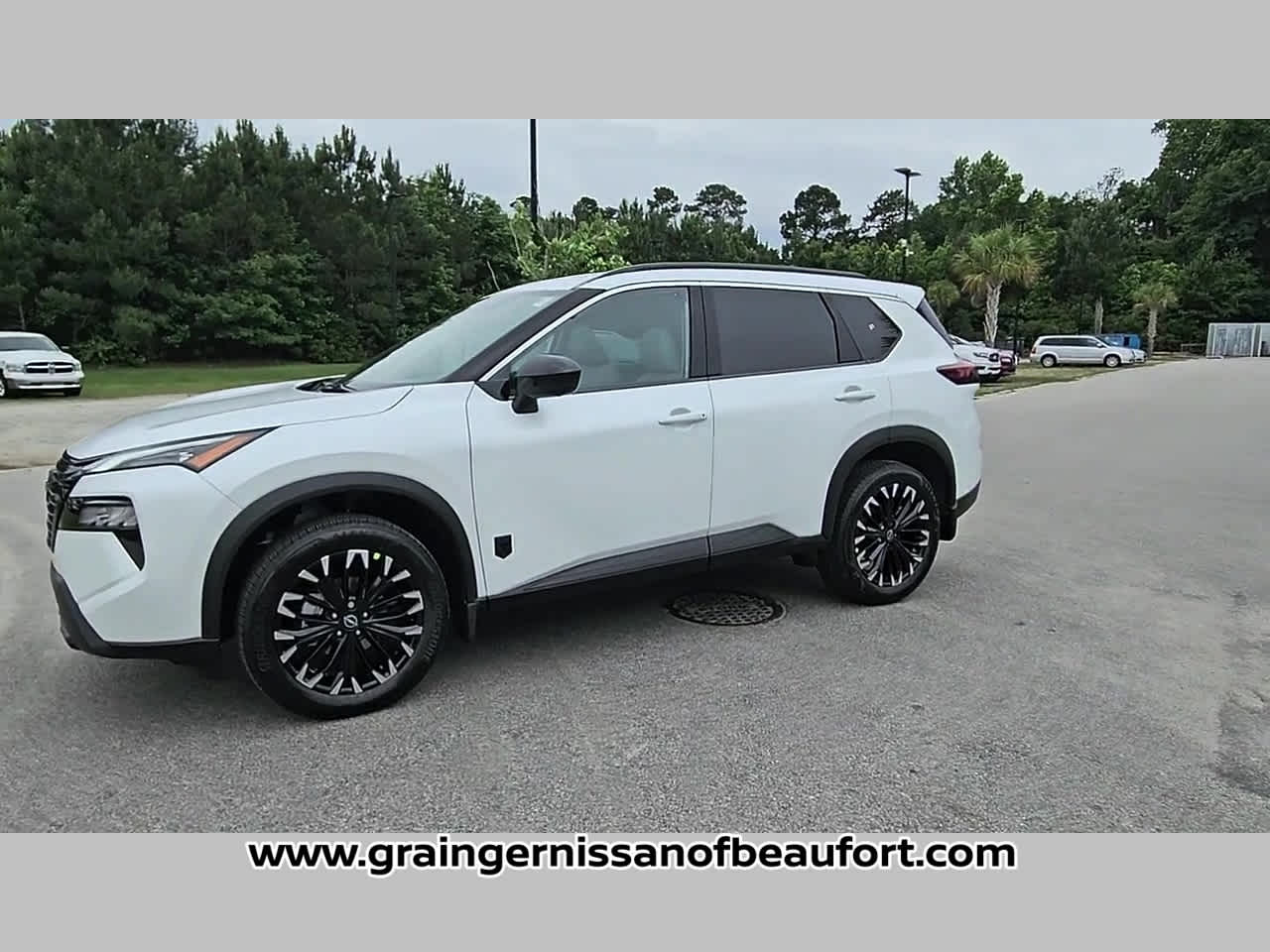 2026 Nissan Rogue Dark Armor