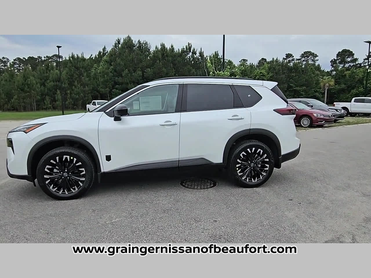 2026 Nissan Rogue Dark Armor