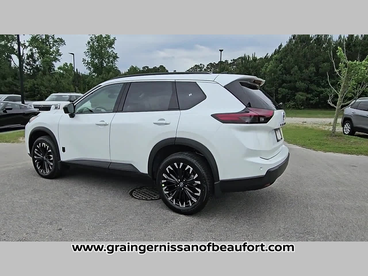 2026 Nissan Rogue Dark Armor