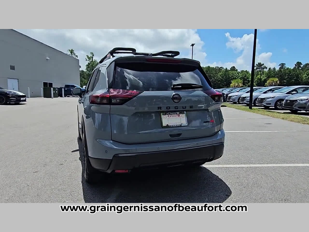 2025 Nissan Rogue Rock Creek