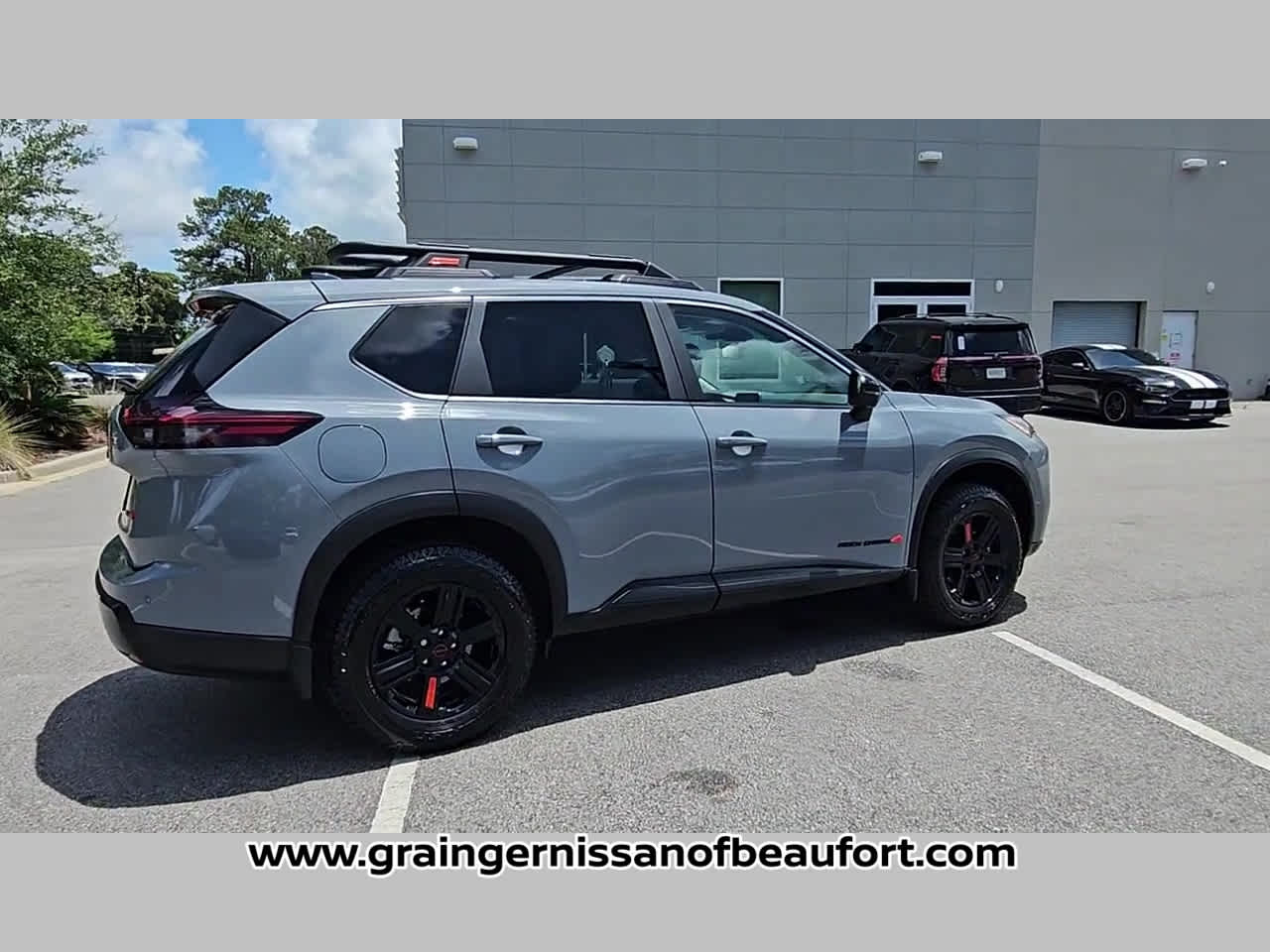 2025 Nissan Rogue Rock Creek