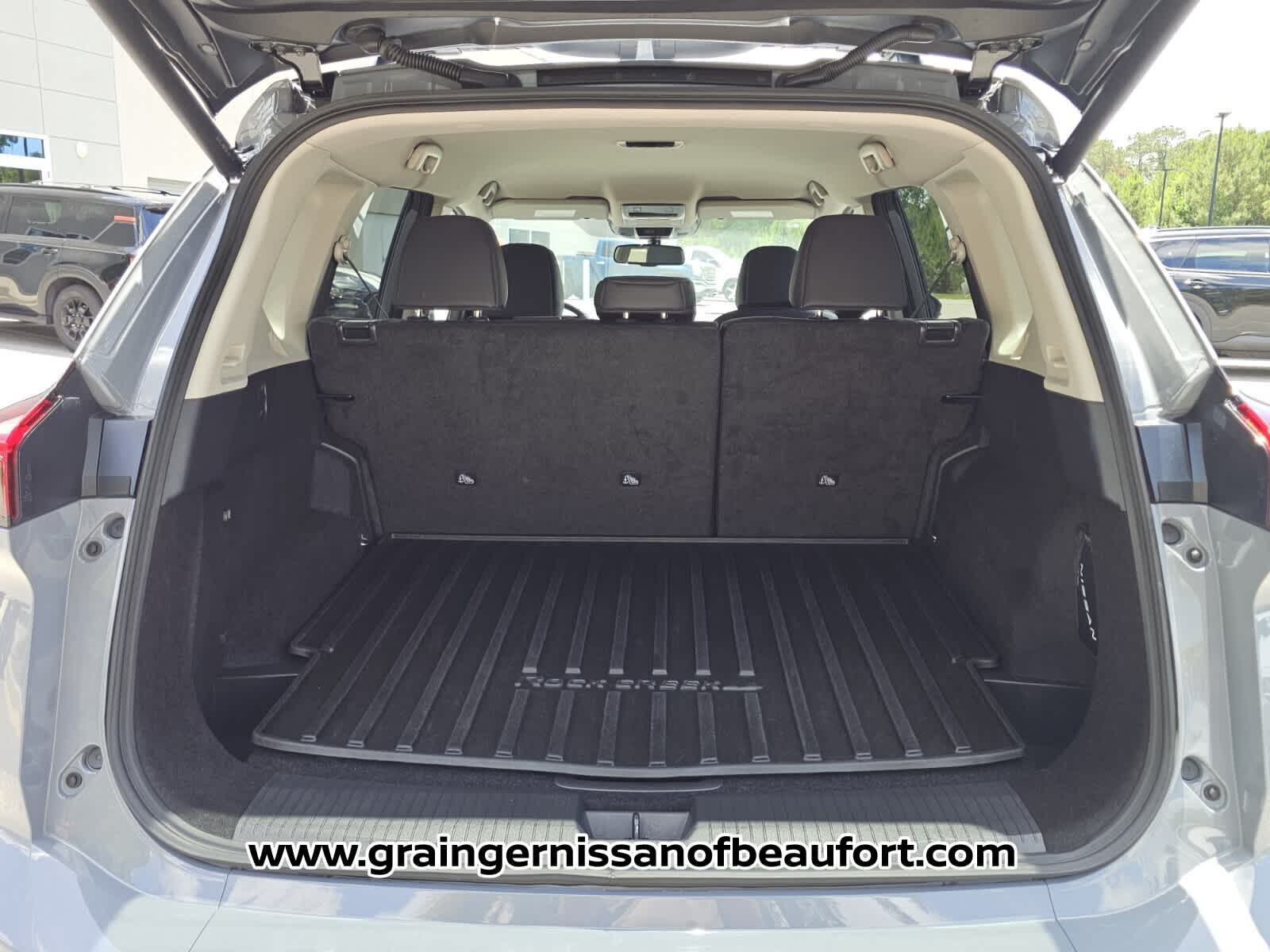2025 Nissan Rogue Rock Creek