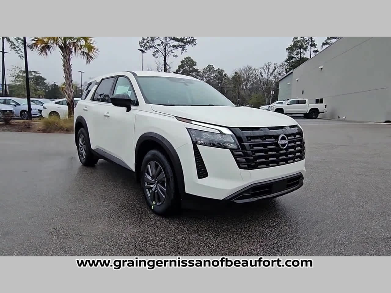 2026 Nissan Pathfinder S