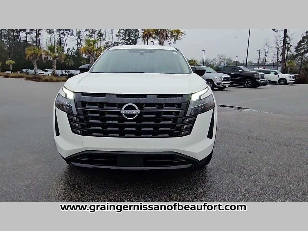 2026 Nissan Pathfinder S