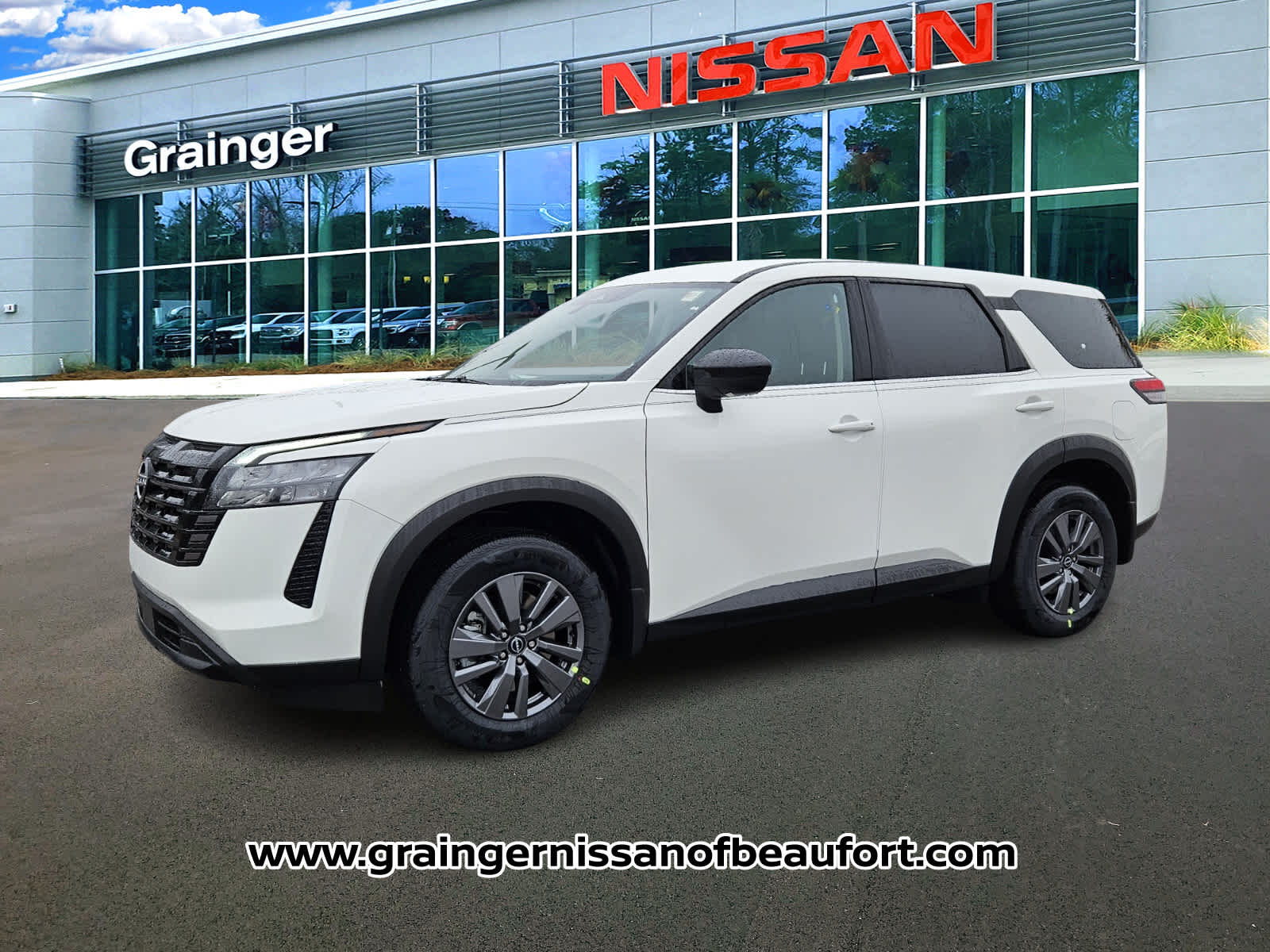 2026 Nissan Pathfinder S