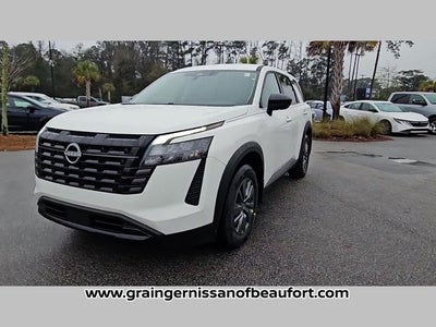 2026 Nissan Pathfinder S