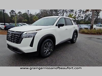 2026 Nissan Pathfinder S