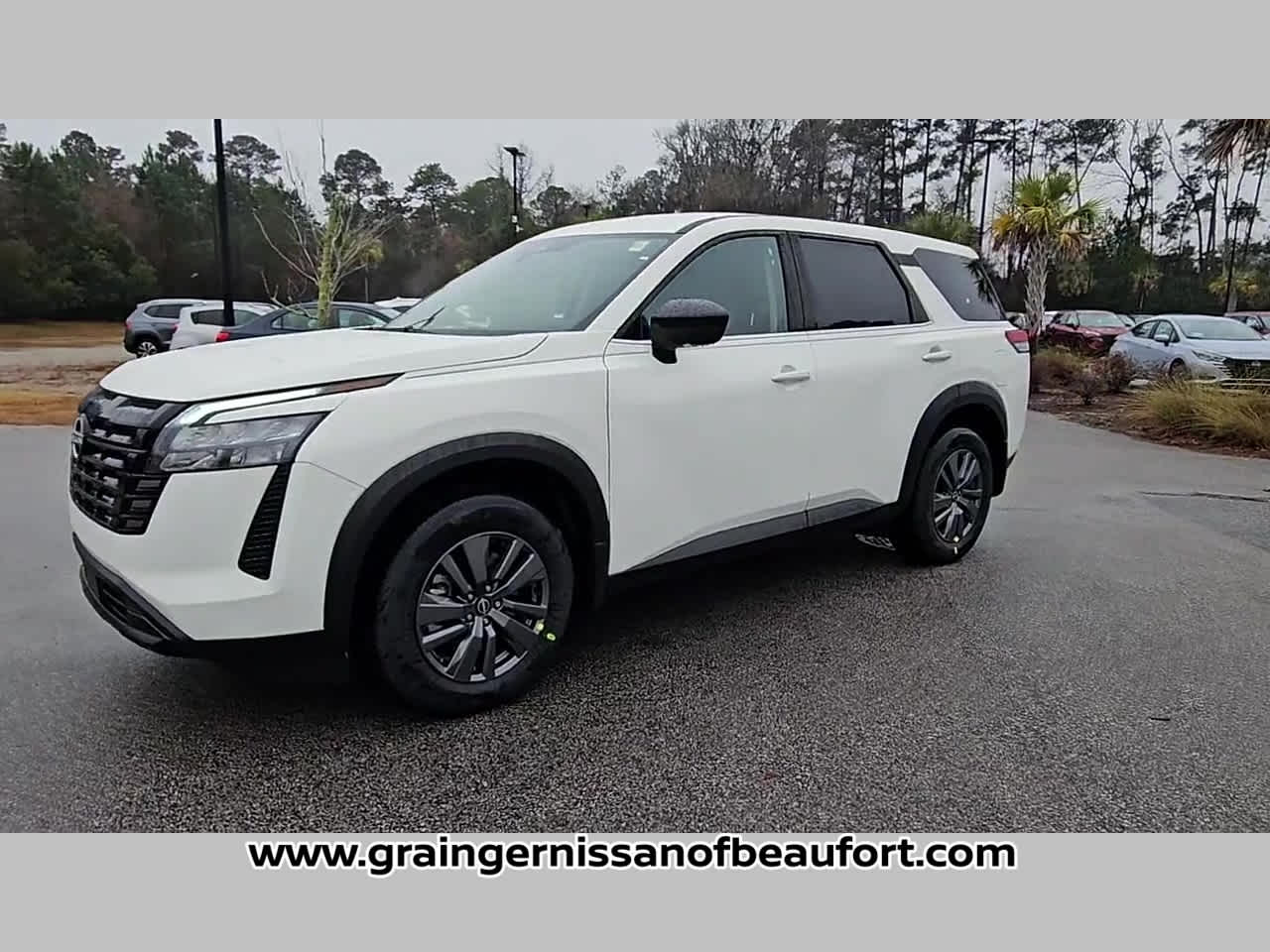 2026 Nissan Pathfinder S