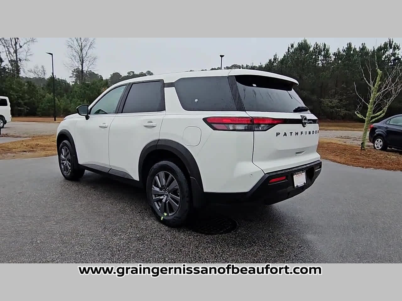 2026 Nissan Pathfinder S