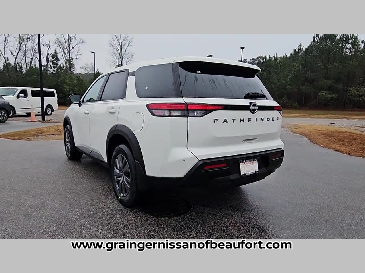 2026 Nissan Pathfinder S