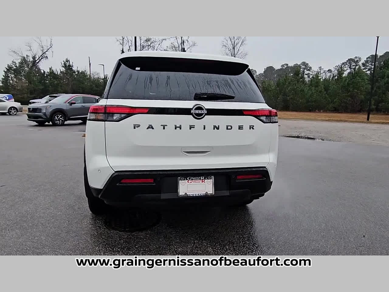 2026 Nissan Pathfinder S