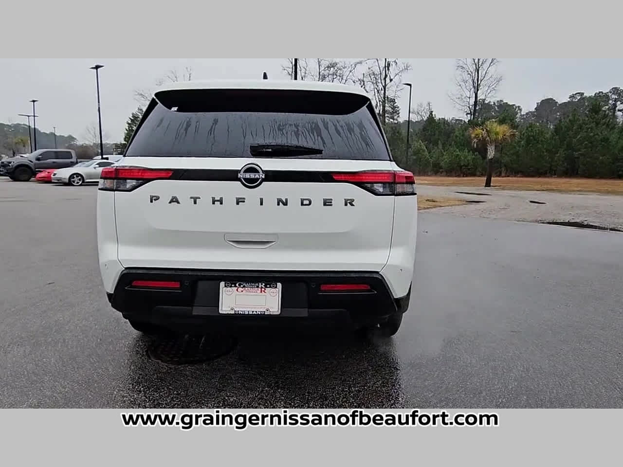 2026 Nissan Pathfinder S