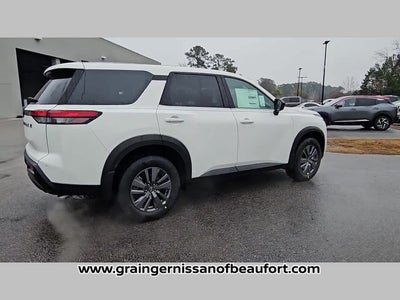 2026 Nissan Pathfinder S