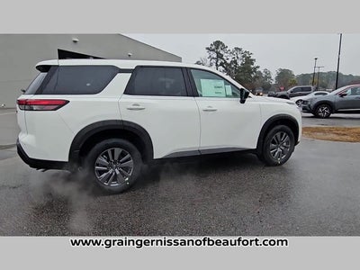 2026 Nissan Pathfinder S