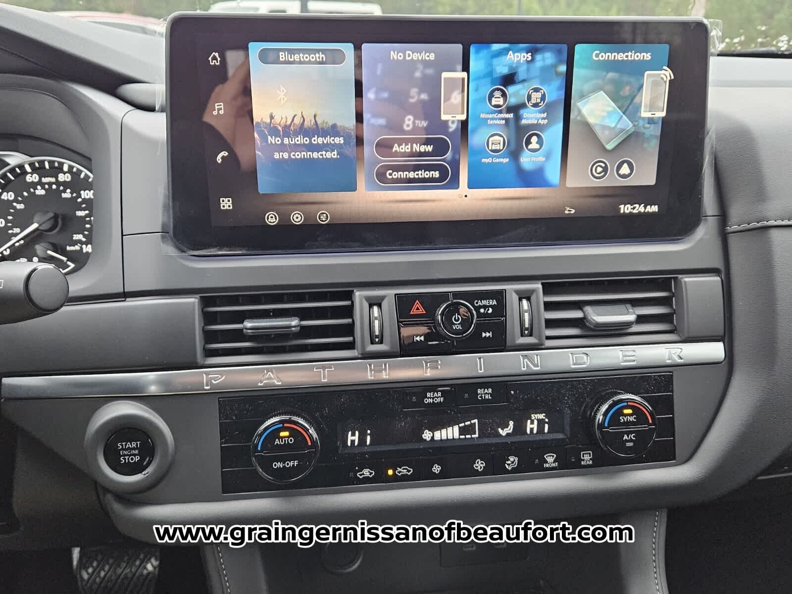 2026 Nissan Pathfinder S