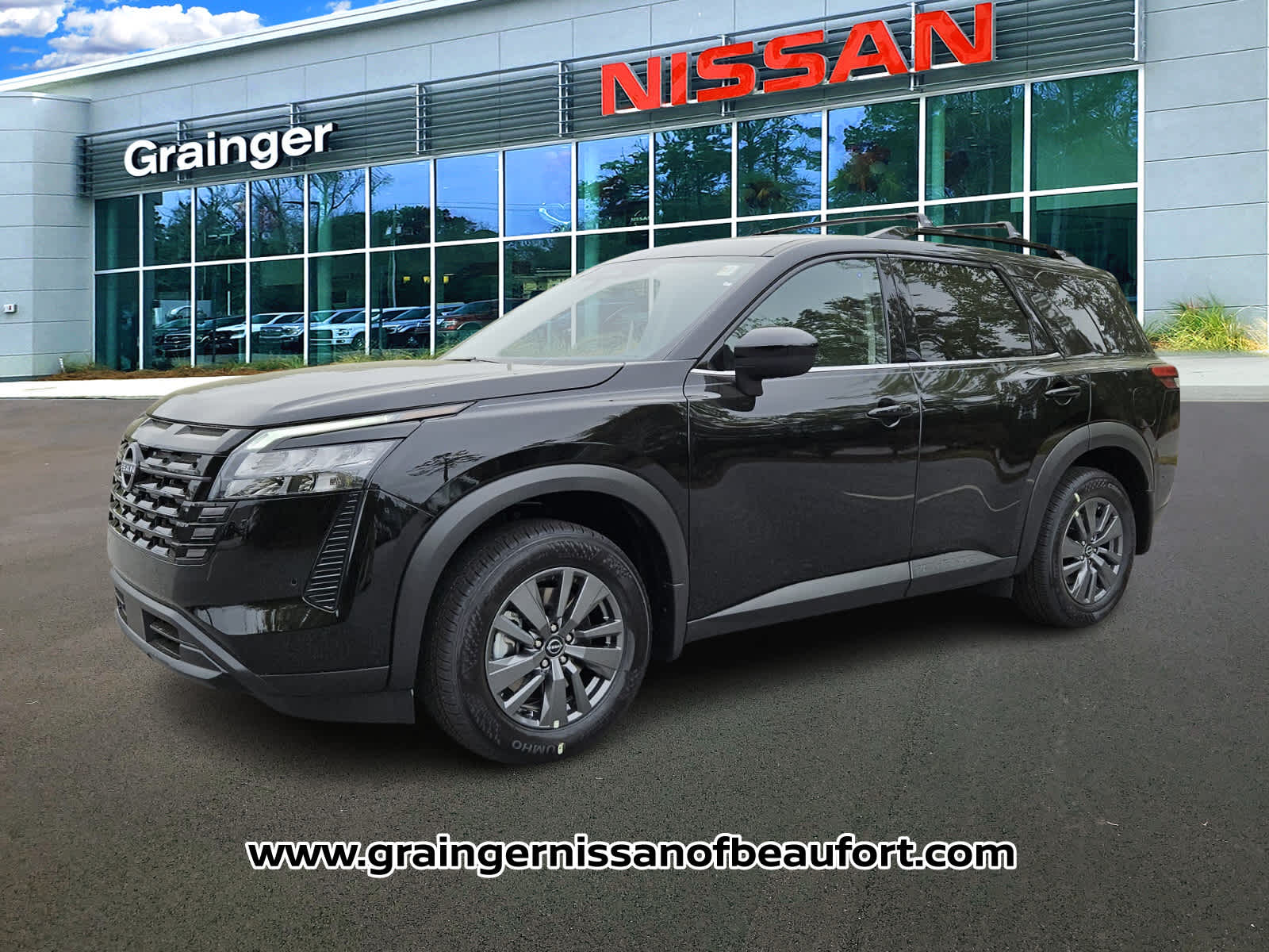 2026 Nissan Pathfinder SV