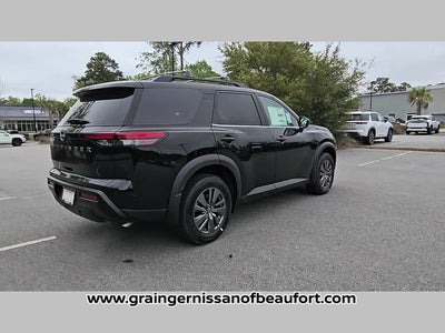 2026 Nissan Pathfinder SV