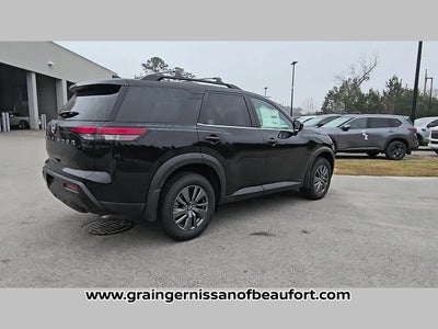 2026 Nissan Pathfinder SV