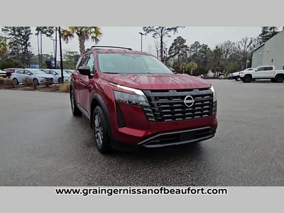 2026 Nissan Pathfinder SV