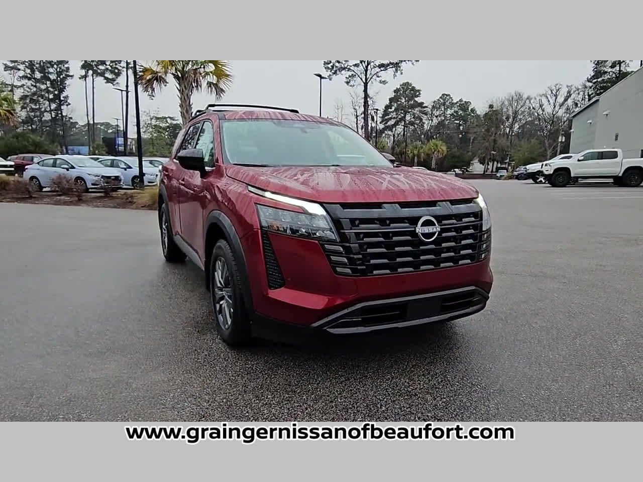 2026 Nissan Pathfinder SV