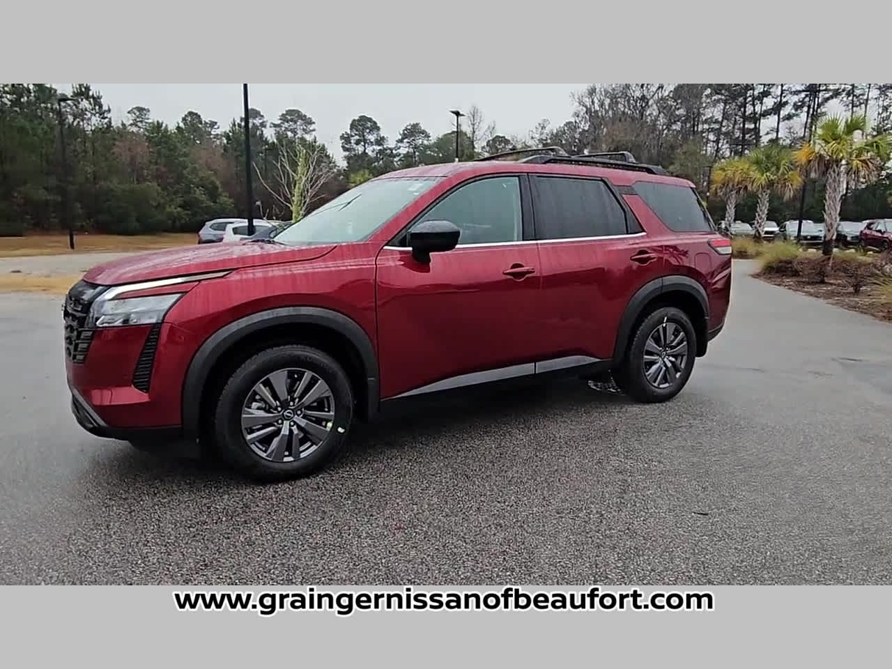 2026 Nissan Pathfinder SV