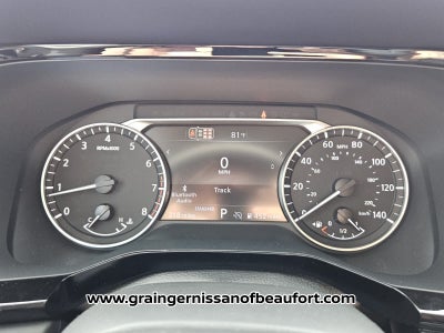 2026 Nissan Pathfinder SV