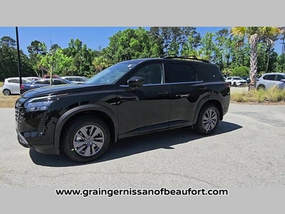 2026 Nissan Pathfinder SV