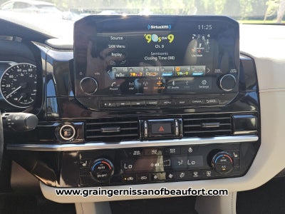 2023 Nissan Pathfinder SL