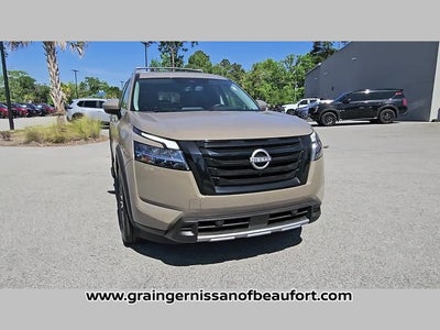 2023 Nissan Pathfinder Platinum