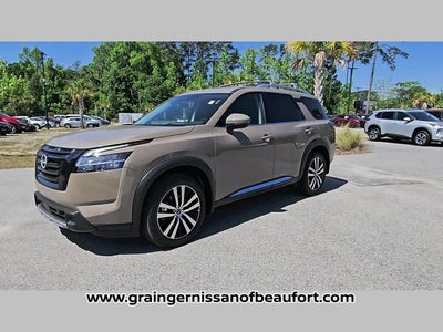 2023 Nissan Pathfinder Platinum